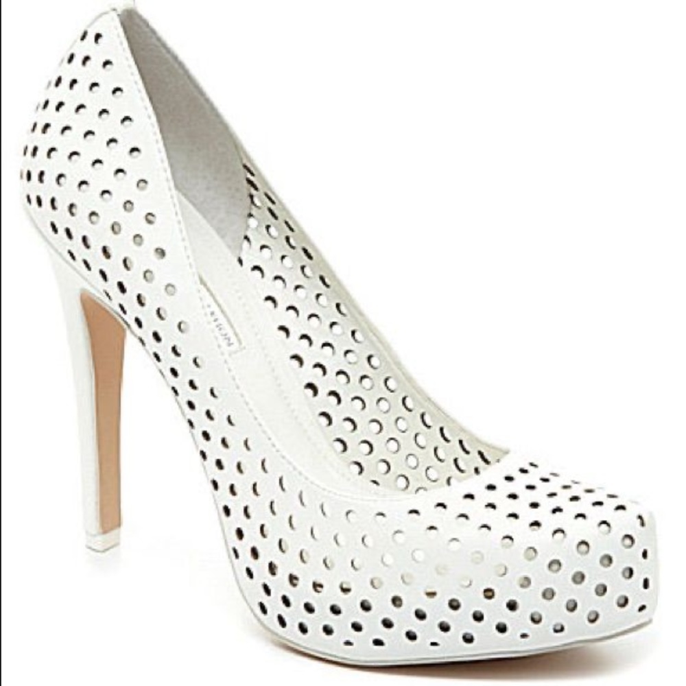 !SOLD! BCBGeneration white leather polka stiletto pumps